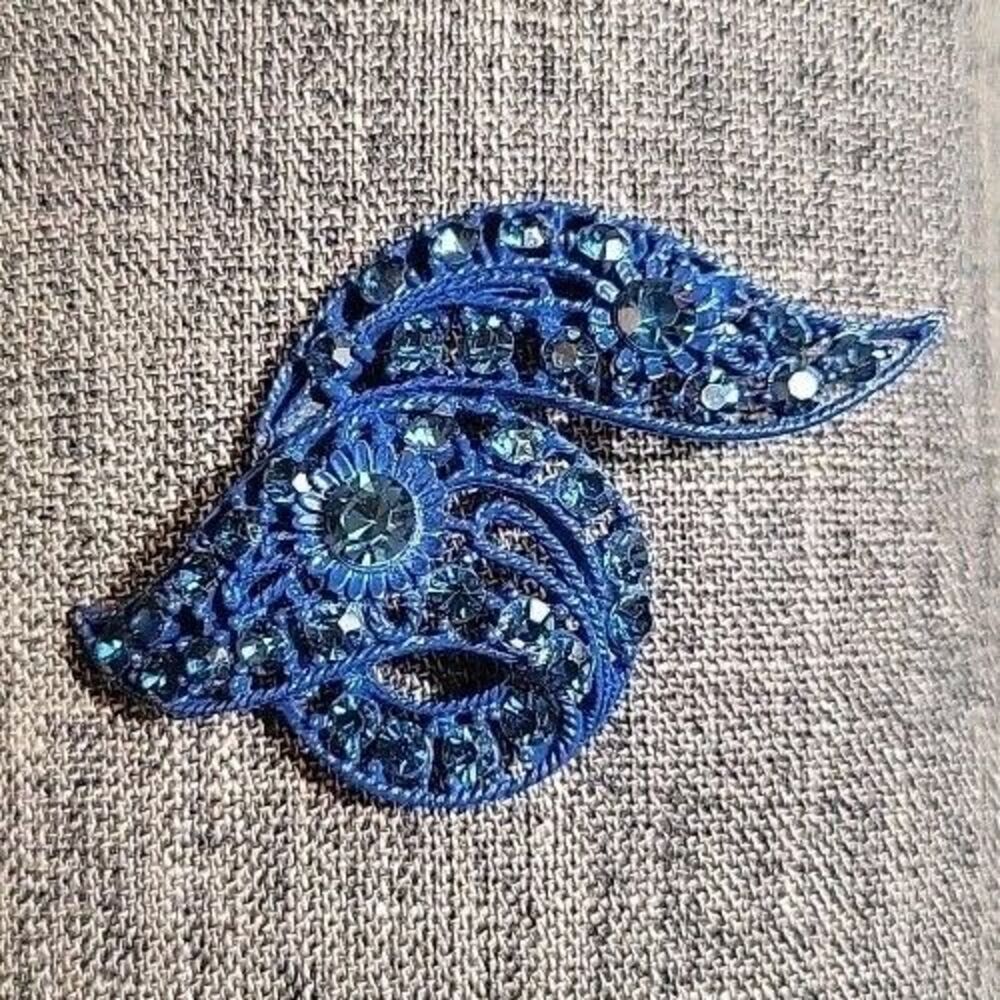 Vintage Czechoslovakia Style Blue Rhinestone Enamel Filigree Pin Unsigned Brooch